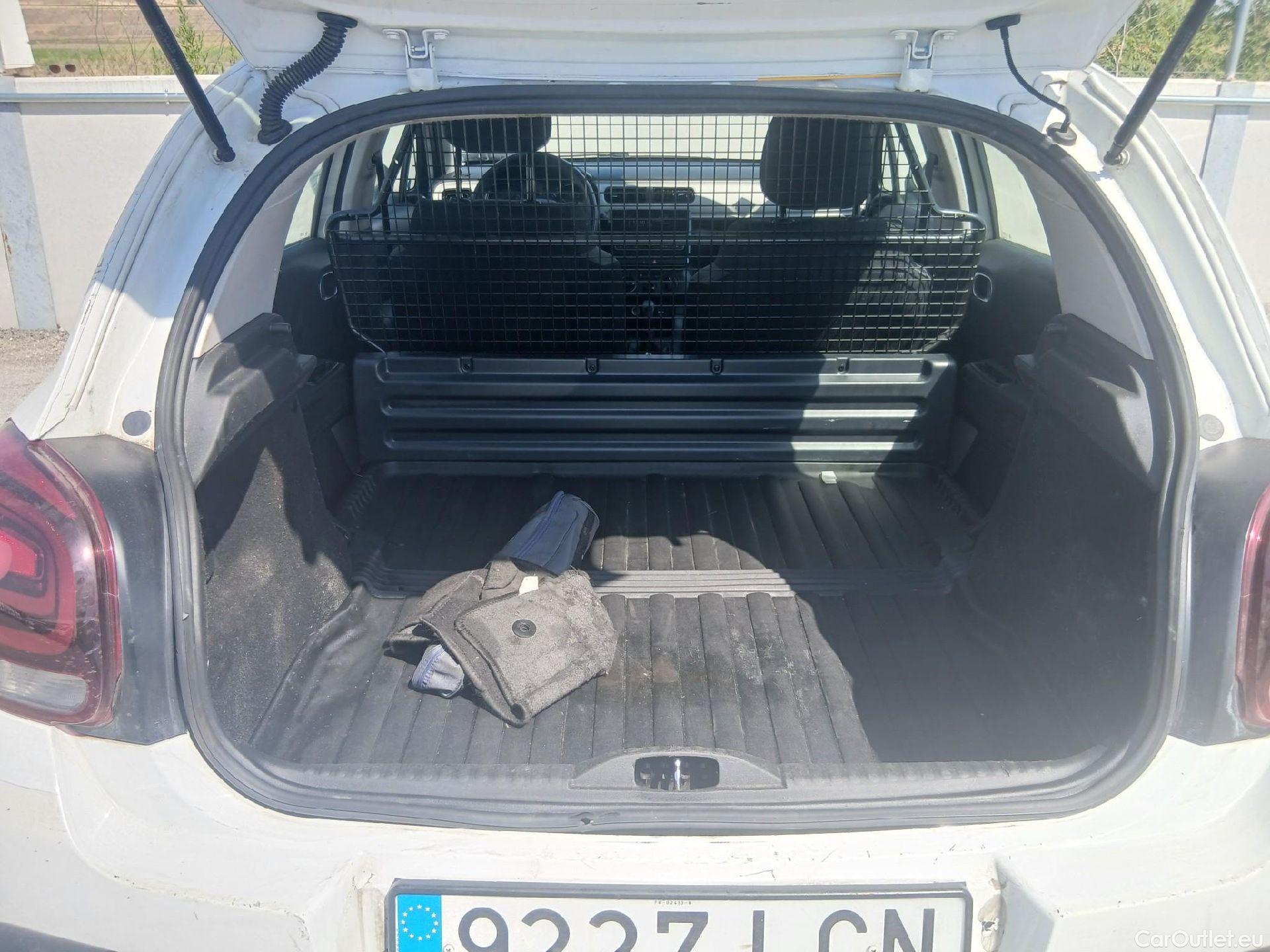  Citroen  C3 CITROEN  / 2016 / 5P / berlina comercial BlueHDi 73KW (100CV) S&S Comercial #1