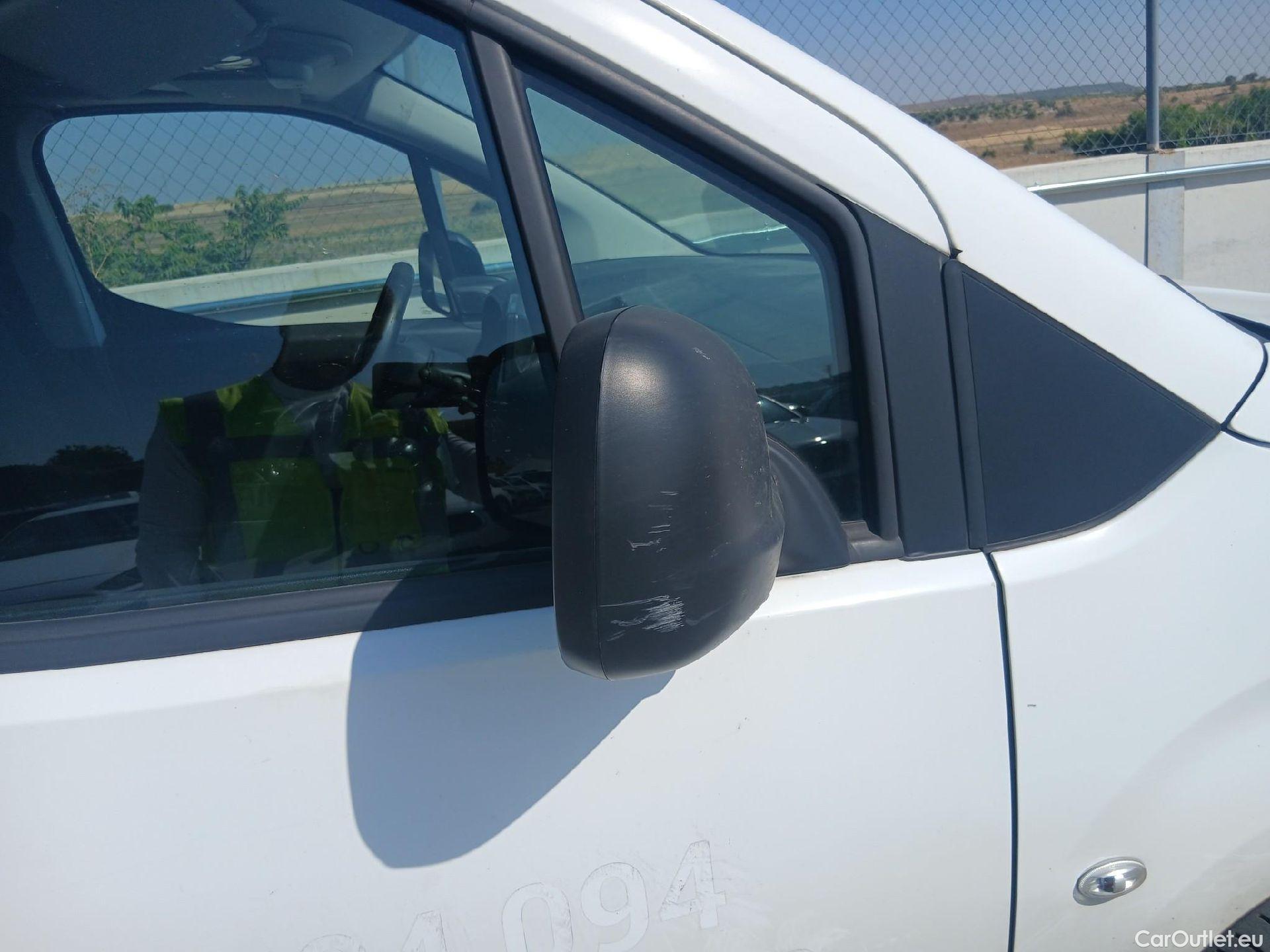  Citroen  Berlingo CITROEN  / 2018 / 3P / furgón derivado de turismo Talla M BlueHDi 75 CONTROL #22