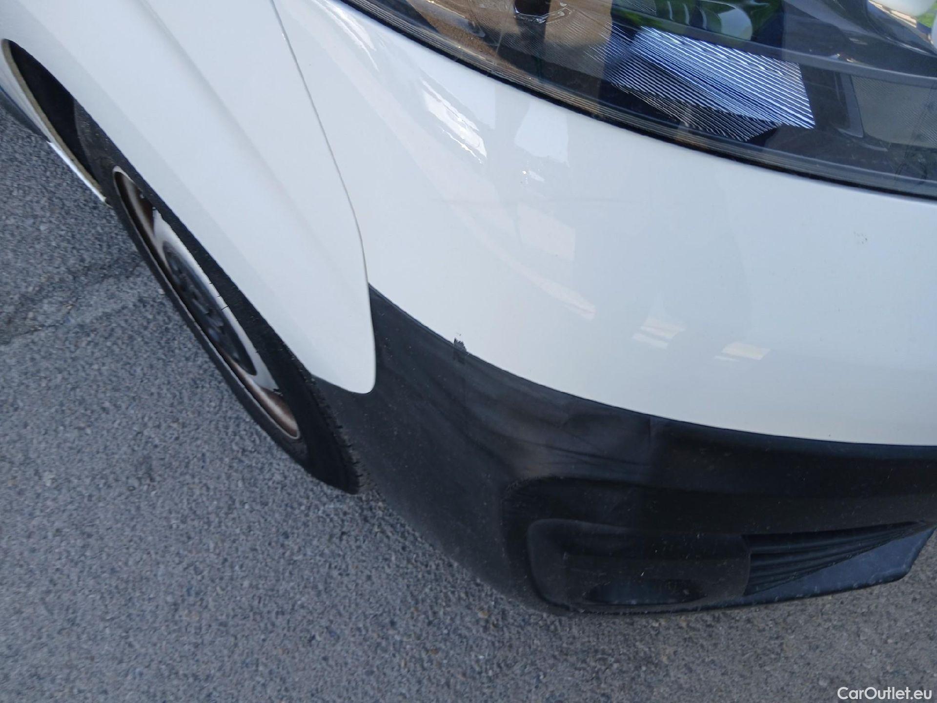  Opel  Vivaro OPEL  / 2019 / 4P / combi 1.5 Diésel 88kW (120CV) M Std Express #2