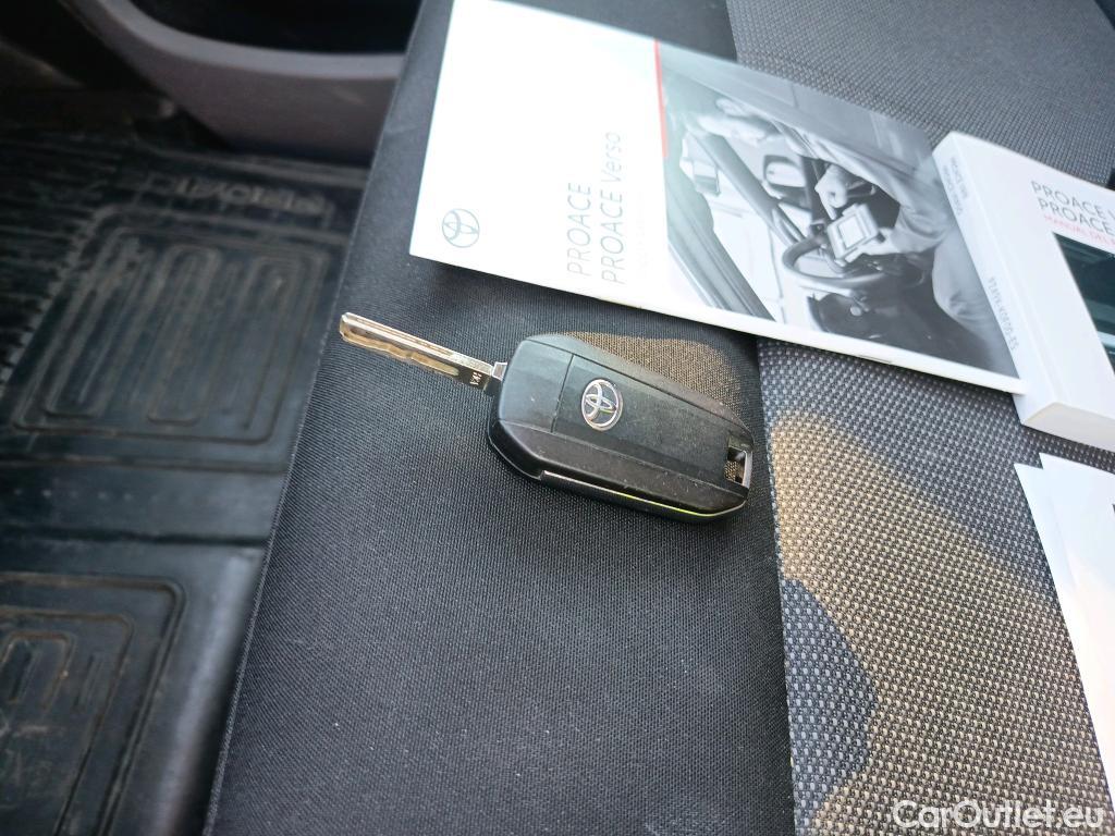  Toyota  Proace TOYOTA  / 2020 / 4P / furgón 1.5D 120CV GX 1PL 2PT L1 #6