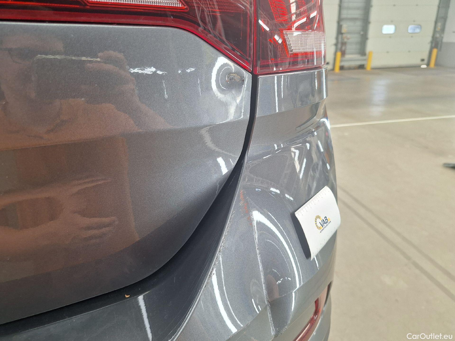  Volkswagen  T-ROC VW,  FL'22, Volkswagen  1.0 TSI Life Business 5d #46