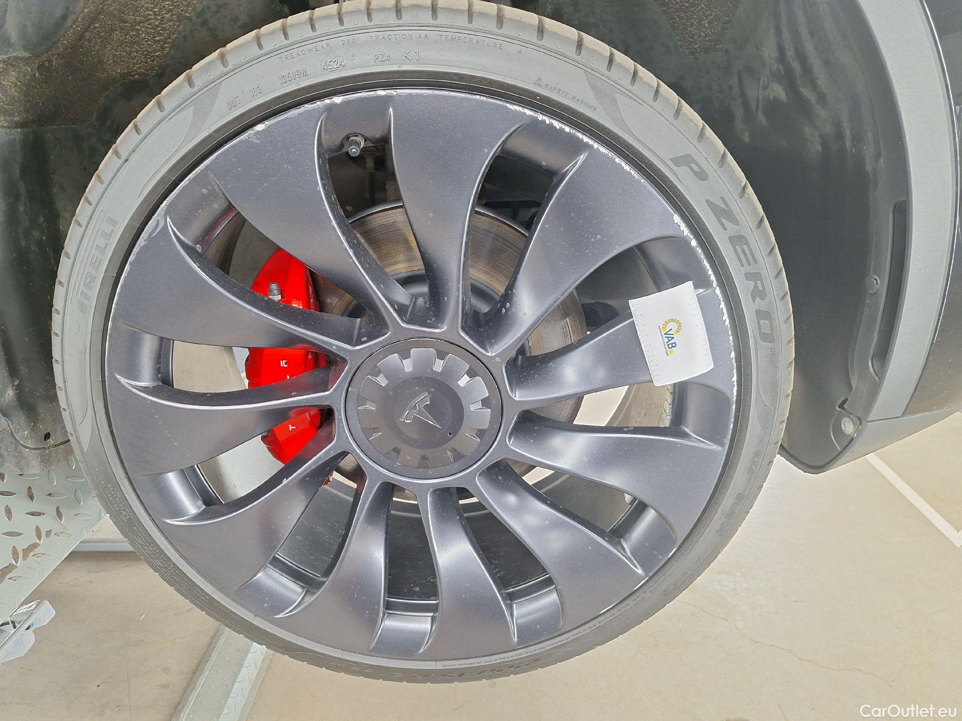 Tesla  Model Y Tesla,  '21 BEV, Tesla  Performance Dual Motor AWD 5d #43