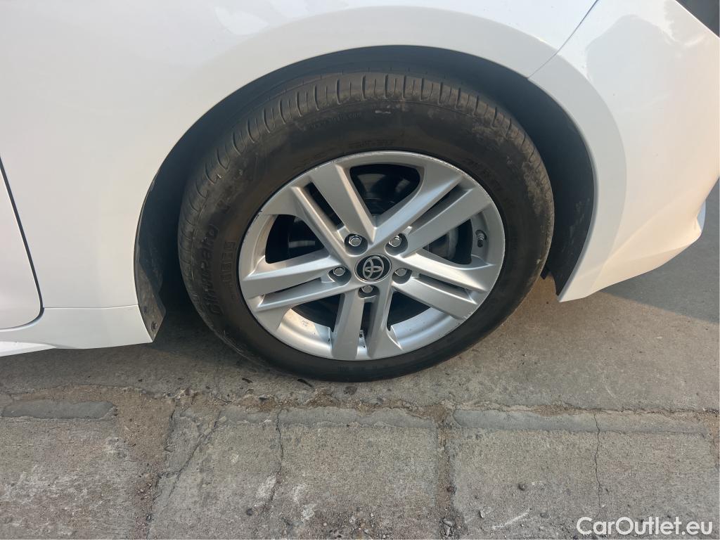  Toyota  Corolla TOYOTA  / 2019 / 5P / berlina con portón 1.8 125H BUSINESS PLUS E-CVT #7