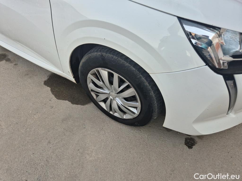  Peugeot  208 PEUGEOT  / 2019 / 5P / berlina con portón BlueHDi 73kW (100CV) Active (CM) #23