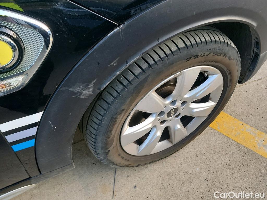  Mini  Countryman MINI  / 2020 / 5P / berlina con portón Cooper S E ALL4 #17