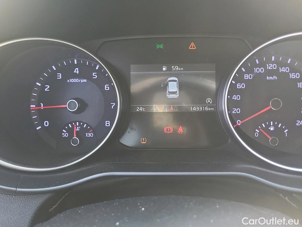  KIA  Cee'd KIA Ceed / 2021 / 5P / berlina con portón 1.0 T-GDi 74kW (100CV) Drive #14
