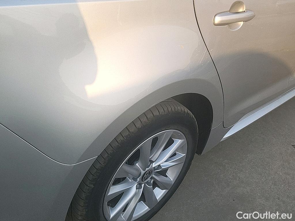  Toyota  Corolla TOYOTA  / 2019 / 5P / familiar 1.8 125H BUSINESS E-CVT TOU SPORT #13