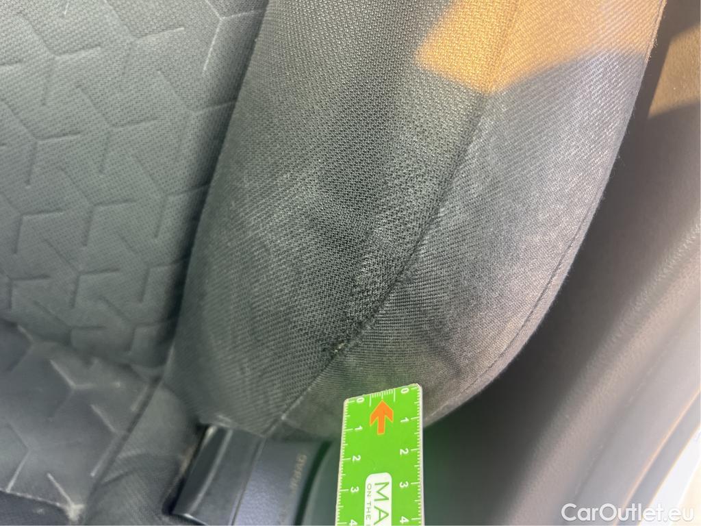  Toyota  Corolla TOYOTA  / 2019 / 5P / berlina con portón 1.8 125H BUSINESS PLUS E-CVT #2