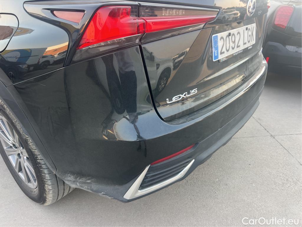  Lexus  NX LEXUS  / 2017 / 5P / todoterreno 2.5 300h Business Navigation 2WD #35