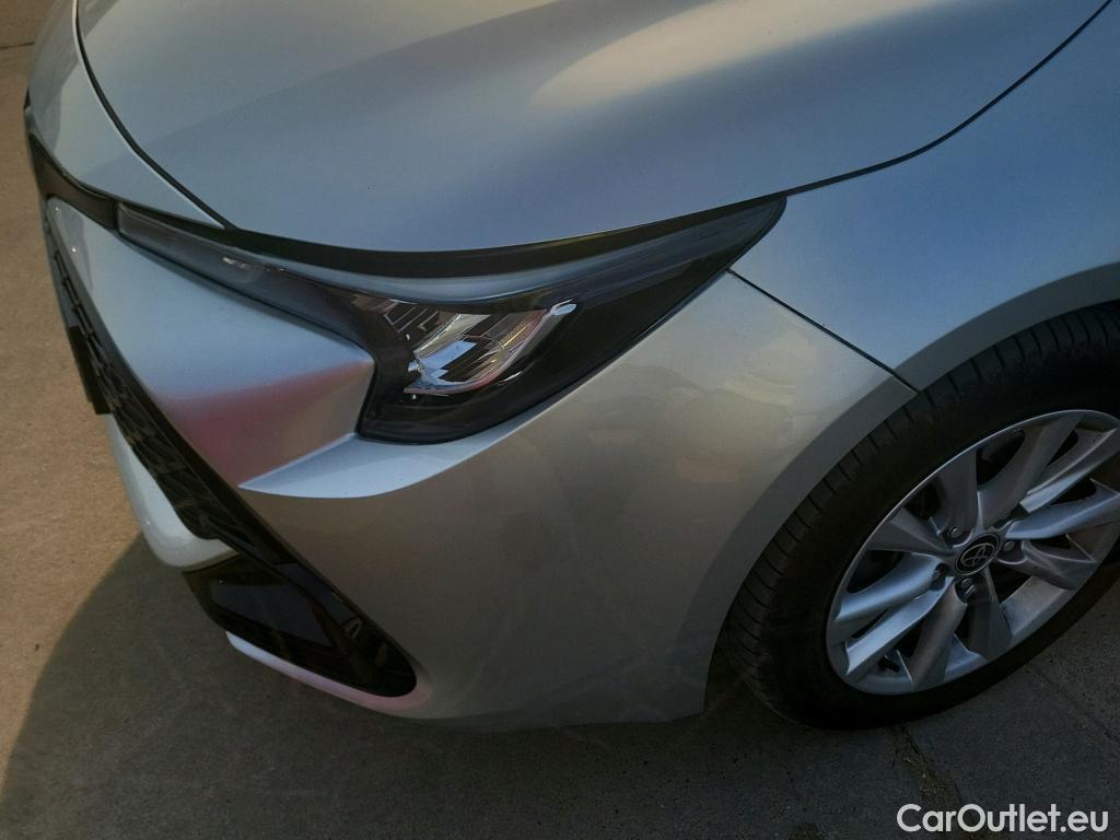  Toyota  Corolla TOYOTA  / 2019 / 5P / familiar 1.8 125H BUSINESS E-CVT TOU SPORT #21