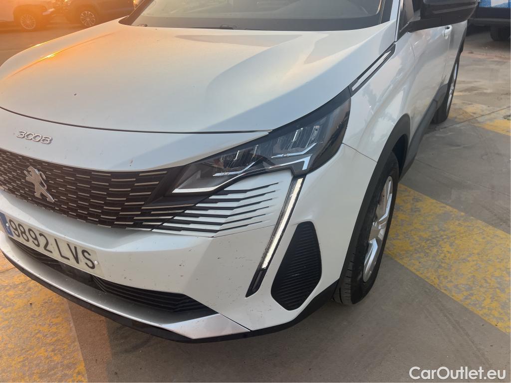  Peugeot  3008 PEUGEOT  / 2020 / 5P / todoterreno 1.5 BlueHDi 96kW S&S Active Pack EAT8 #18