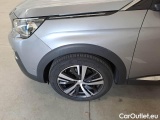  Peugeot  5008 PEUGEOT  / 2017 / 5P / SUV BLUEHDI 130 ALLURE EAT8 S/S AUT. #23
