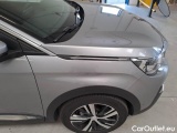  Peugeot  5008 PEUGEOT  / 2017 / 5P / SUV BLUEHDI 130 ALLURE EAT8 S/S AUT. #56