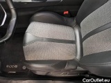  Peugeot  5008 PEUGEOT  / 2017 / 5P / SUV BLUEHDI 130 ALLURE EAT8 S/S AUT. #100