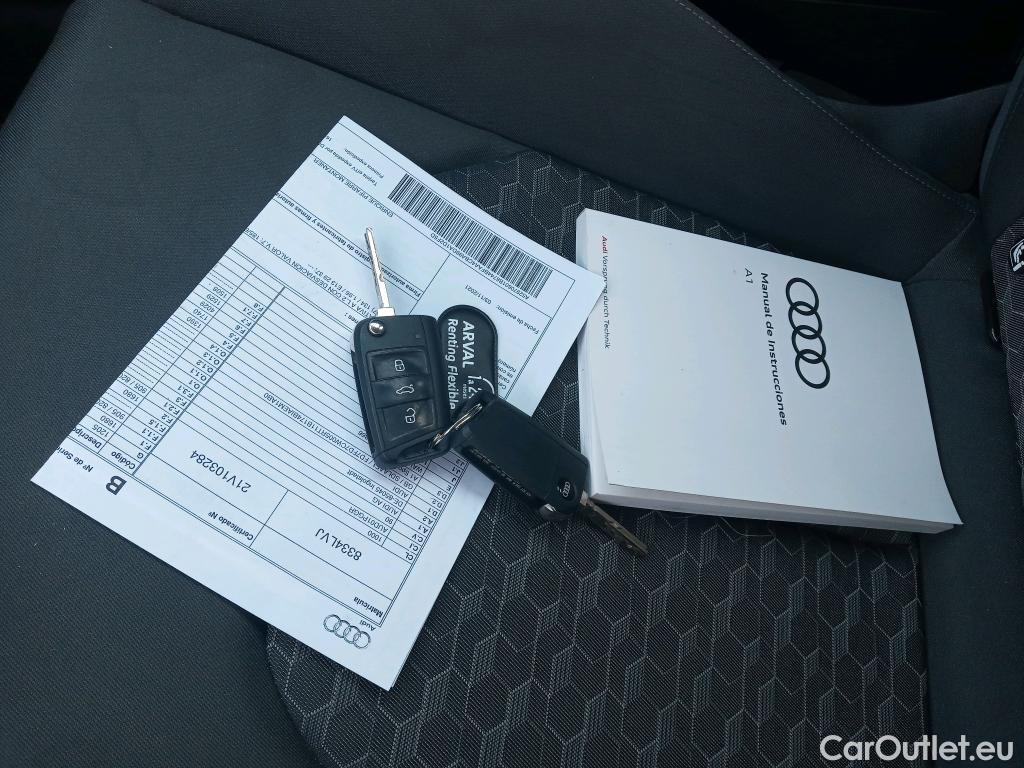 Audi  A1 Sportback AUDI A1 / 2018 / 5P / berlina con portón Sportback Adrenalin 30 TFSI 81kW S tron(SP) #20