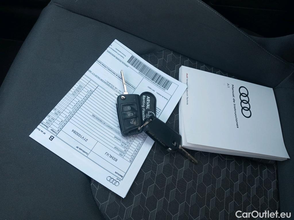  Audi  A1 Sportback AUDI A1 / 2018 / 5P / berlina con portón Sportback Adrenalin 30 TFSI 81kW S tron(SP) #19