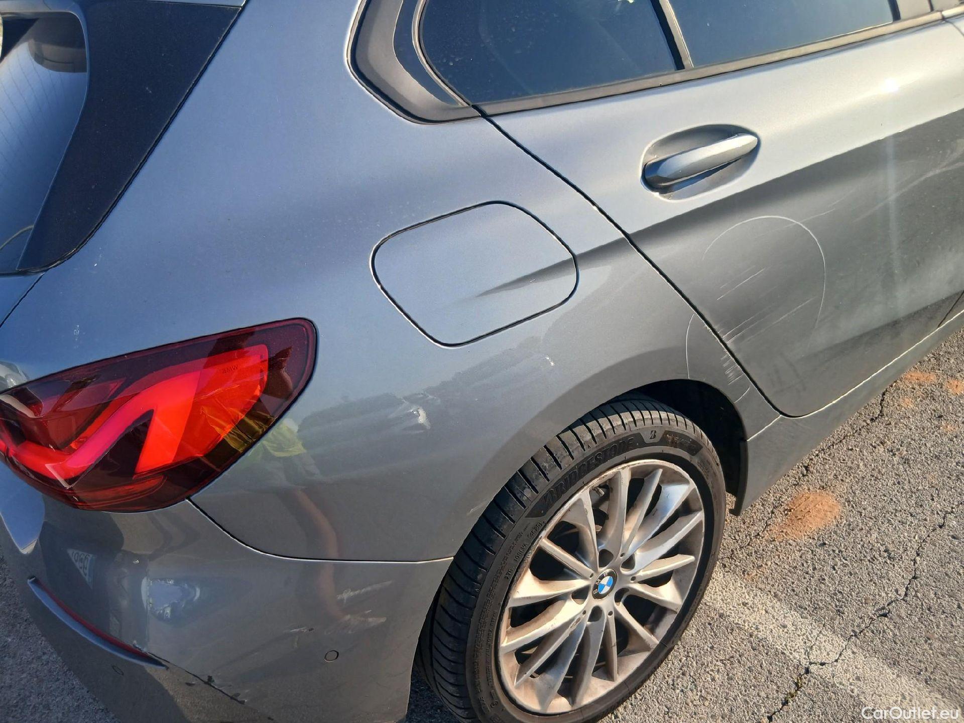  Bmw  Serie 1 BMW  / 2019 / 5P / berlina con portón 118i Corporate Auto. (AC2) #21