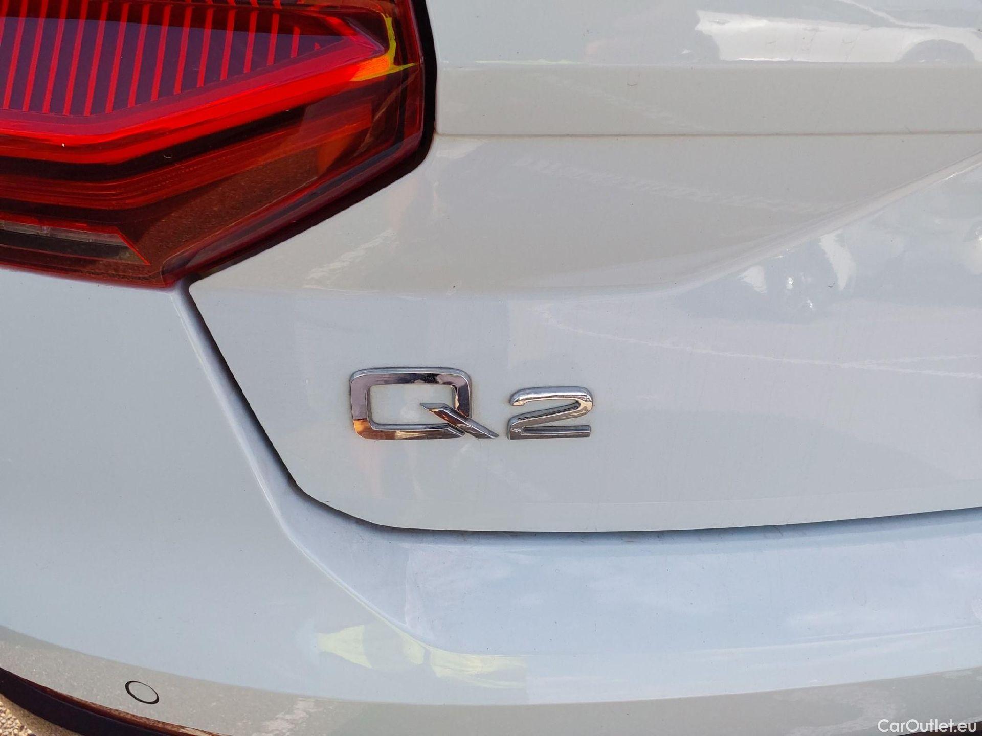 Audi  Q2 AUDI  / 2016 / 5P / todoterreno Design 30 TFSI 85kW (116CV) (AC) #14
