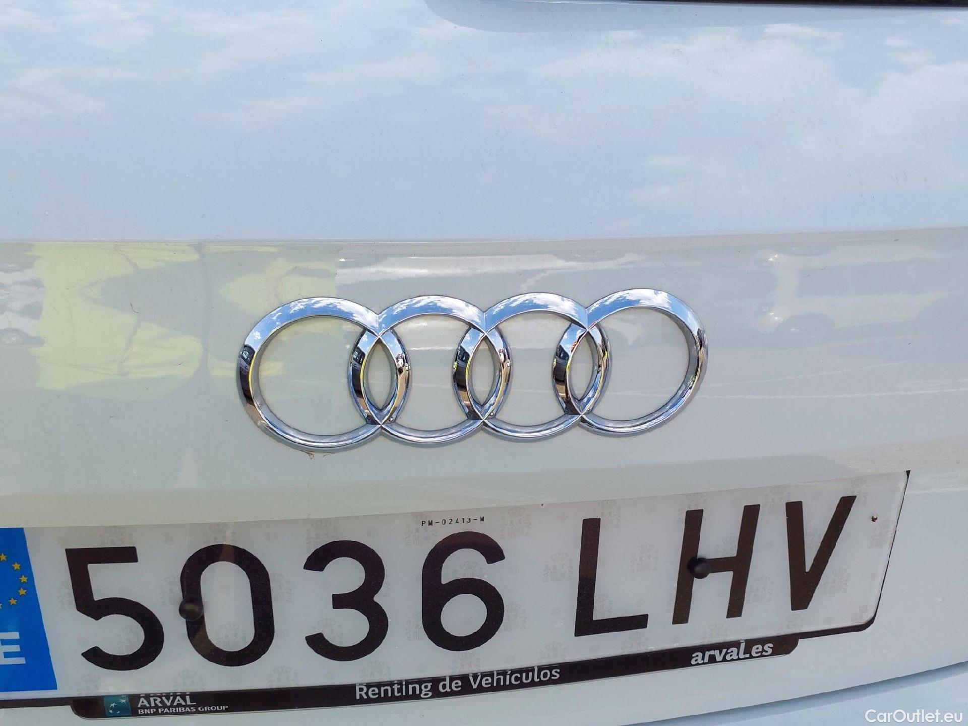  Audi  Q2 AUDI  / 2016 / 5P / todoterreno Design 30 TFSI 85kW (116CV) (AC) #15
