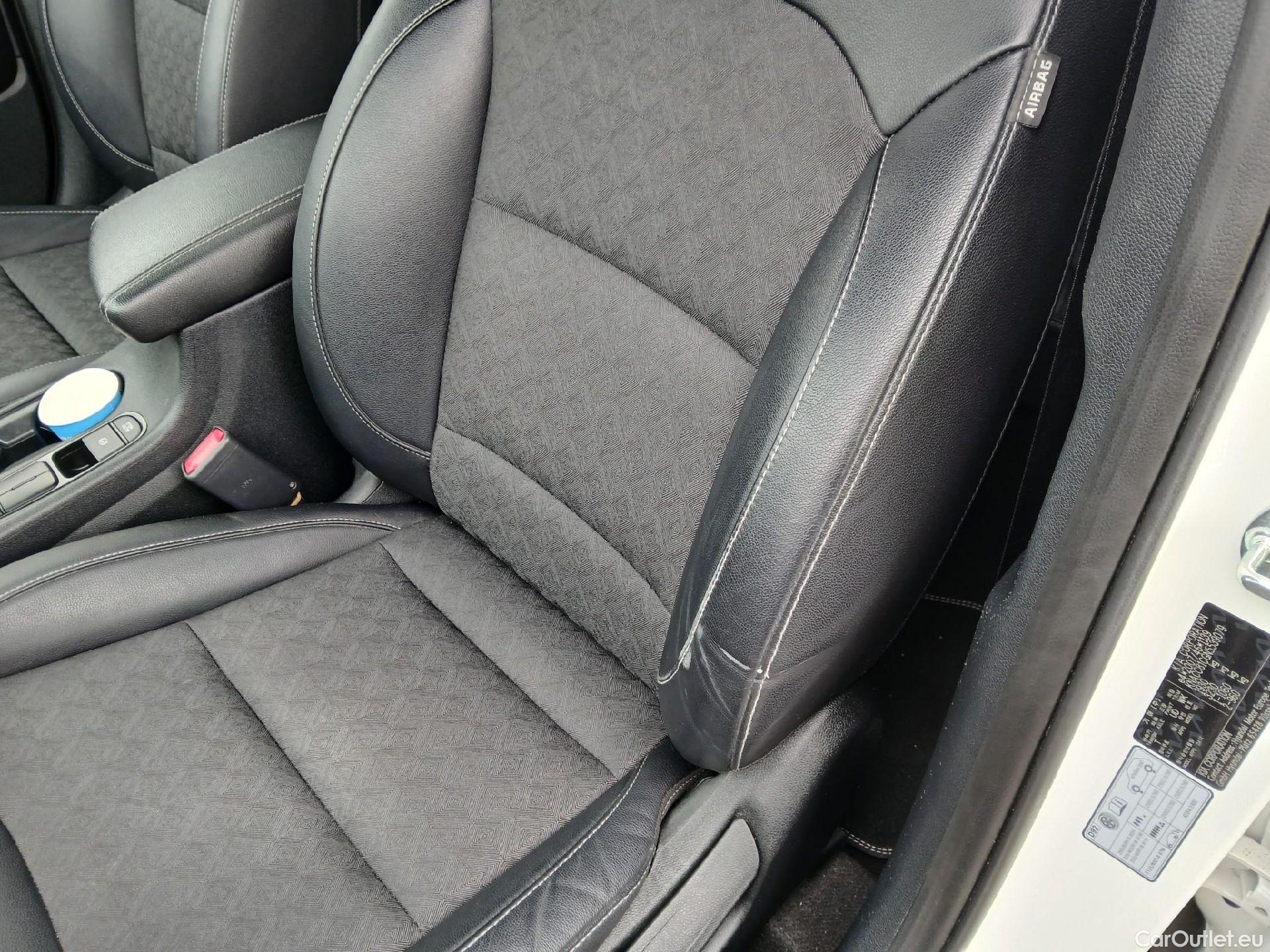  KIA  Niro KIA  / 2019 / 5P / crossover 1.6 GDi HEV 104kW (141CV) Emotion (AC) #20