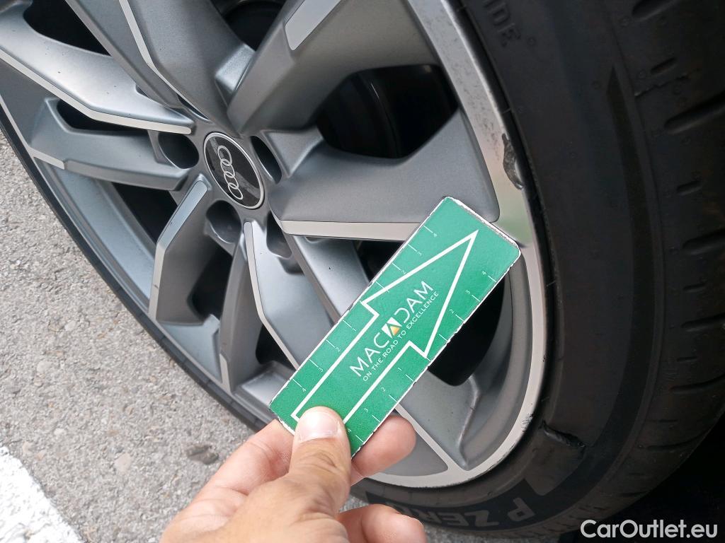  Audi  A5 Sportback AUDI A5 / 2019 / 5P / berlina con portón S Line 40 TDI quattro S tronic Sportback #17