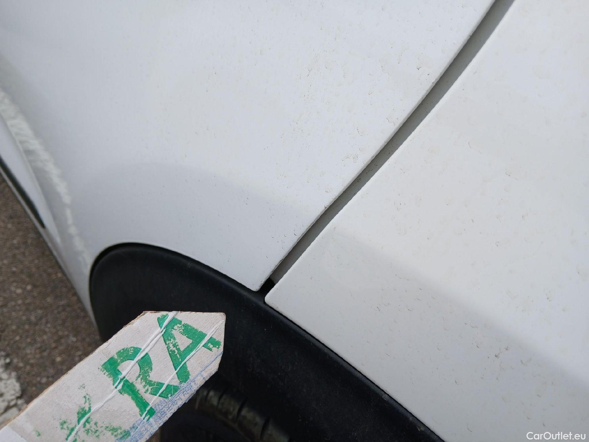  KIA  Niro KIA  / 2019 / 5P / crossover 1.6 GDi HEV 104kW (141CV) Emotion (AC) #9