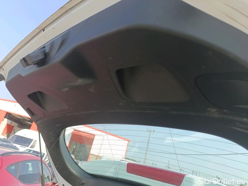  Ford  Ranger FORD Fiesta / 2017 / 3P / berlina con portón 1.1 IT-VCT 55kW (75CV) Trend 3p #3