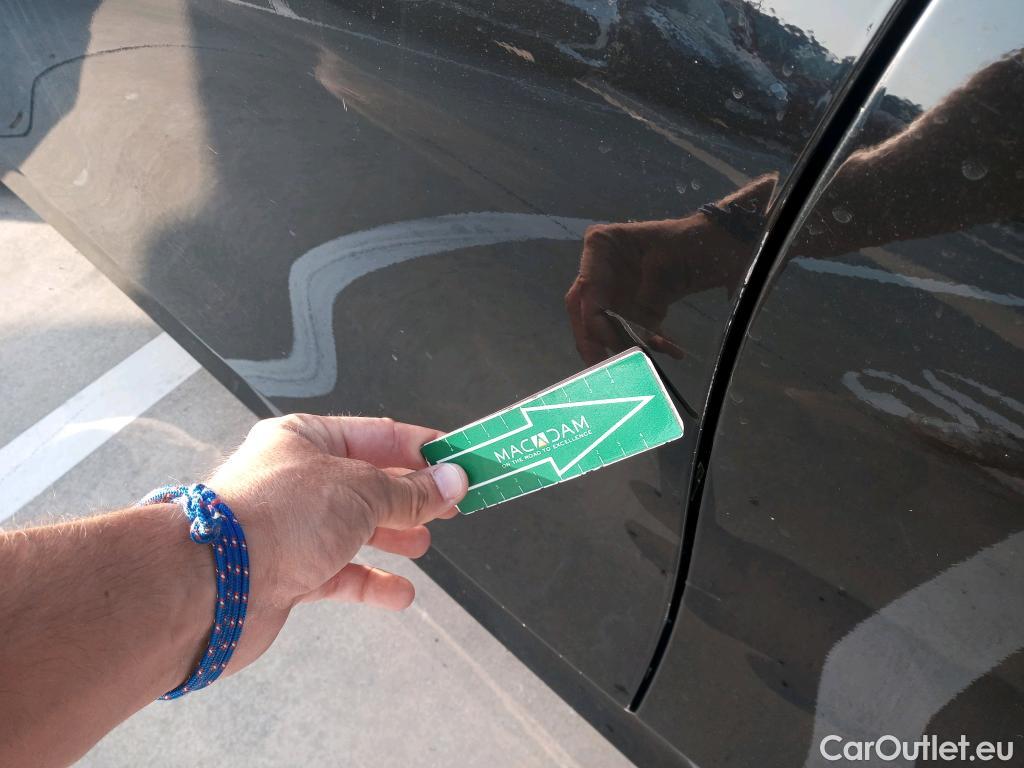  Bmw  Serie 3 BMW  / 2018 / 4P / sedán 320e #3
