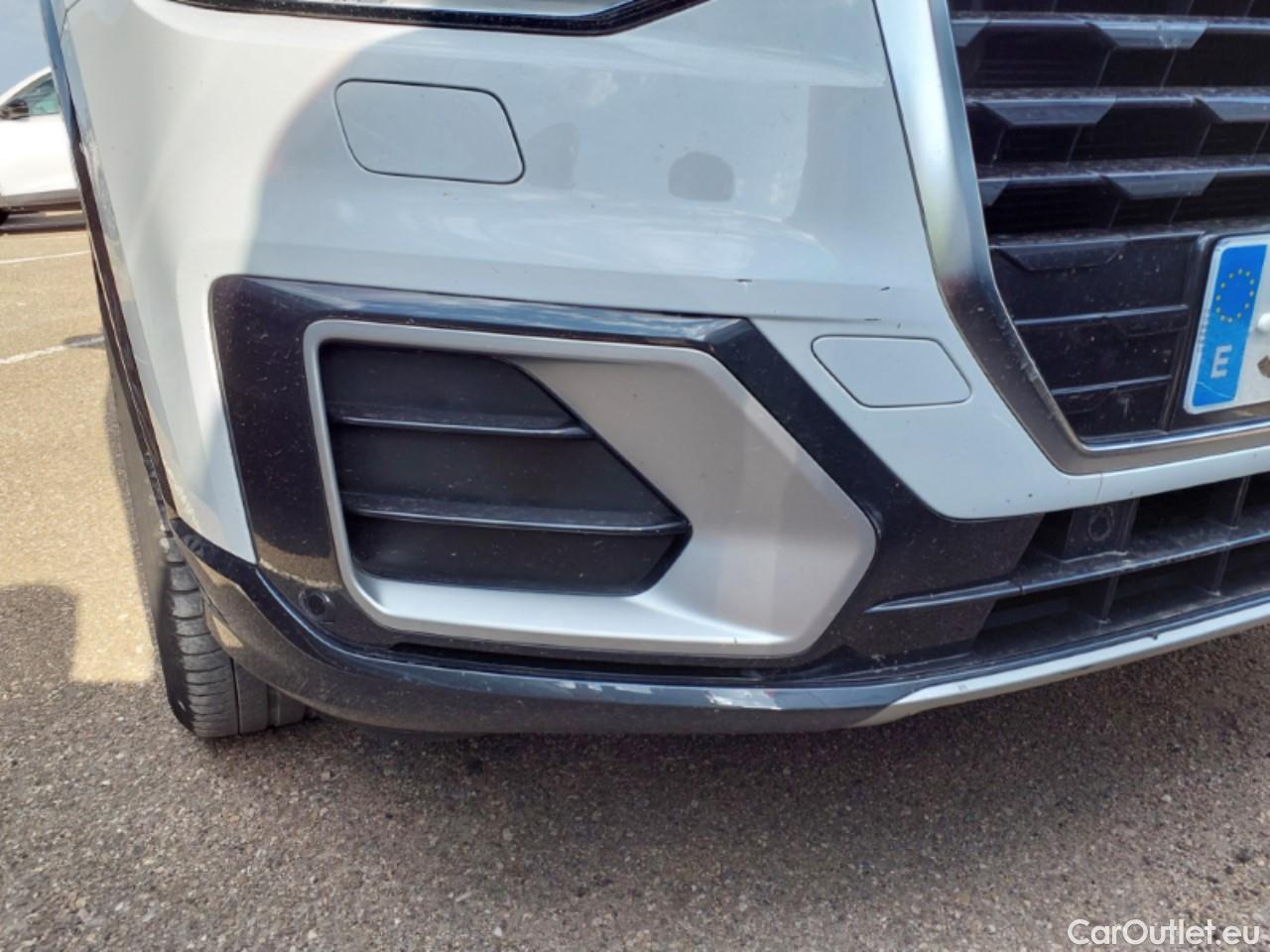  Audi  Q2 AUDI  / 2016 / 5P / todoterreno Design 30 TFSI 85kW (116CV) (AC) #35