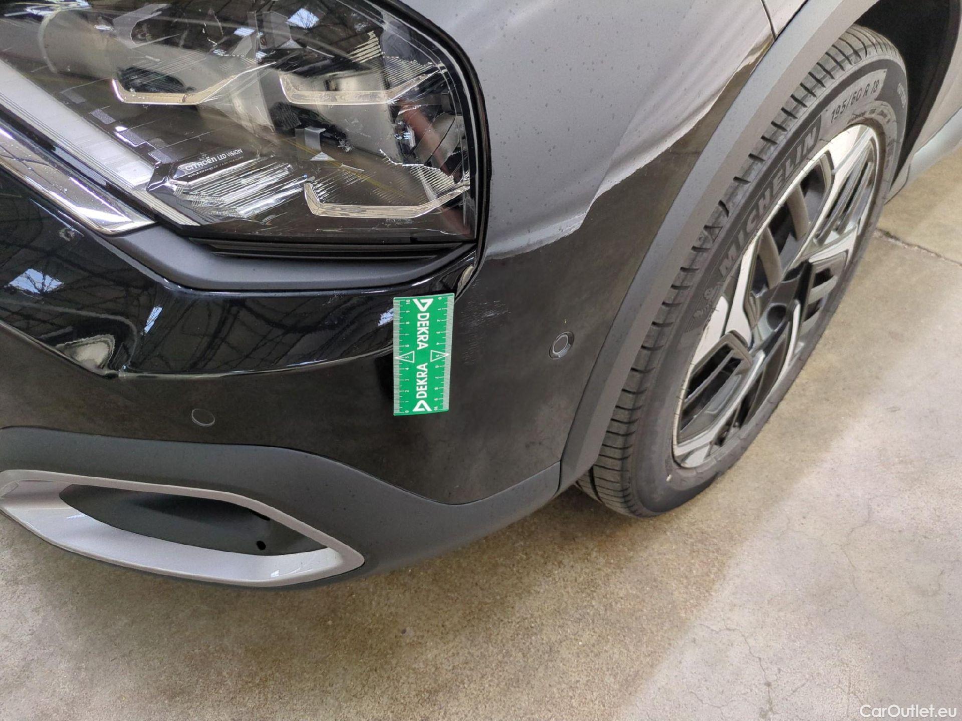  Citroen  C4 CITROEN  X / 2022 / 4P / Berline PureTech 130 S&S EAT8 Shine #22