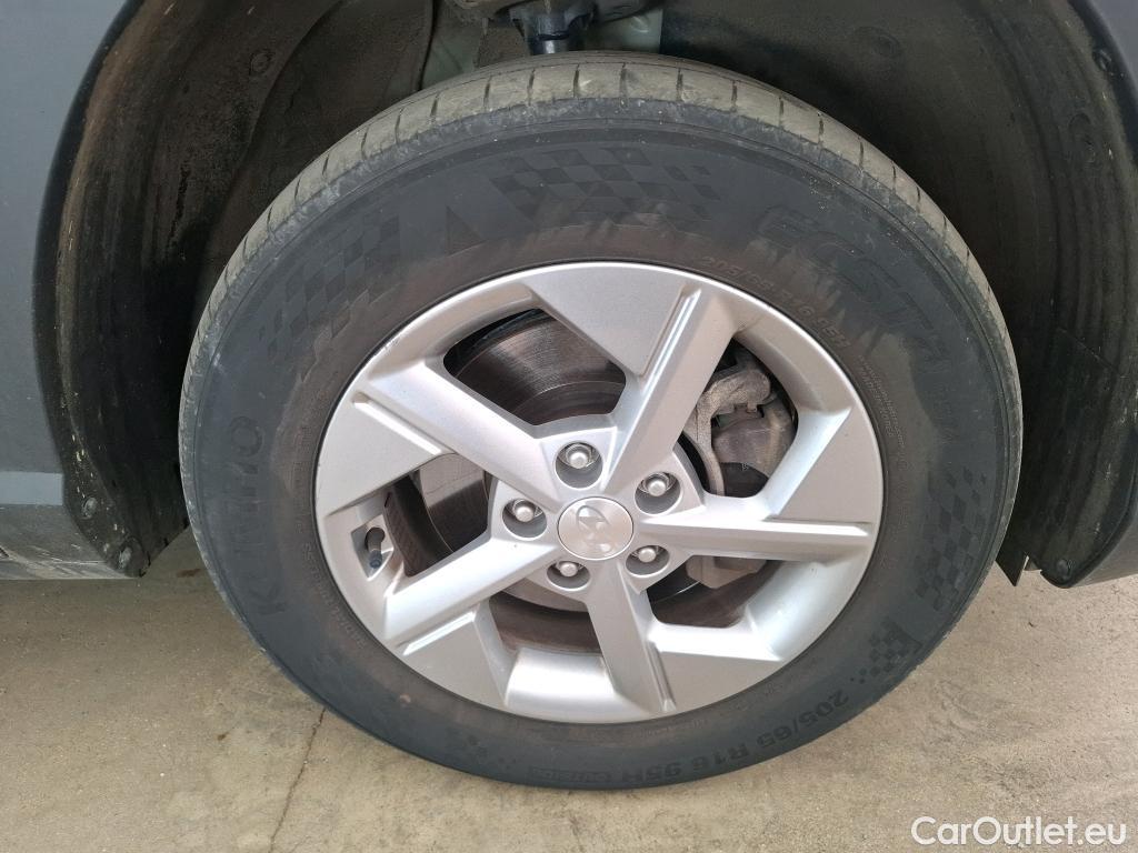  Hyundai  Konna Kona Intuitive Hybrid 2WD 1.6 T-GDI 140CV BVA6 E6d #2