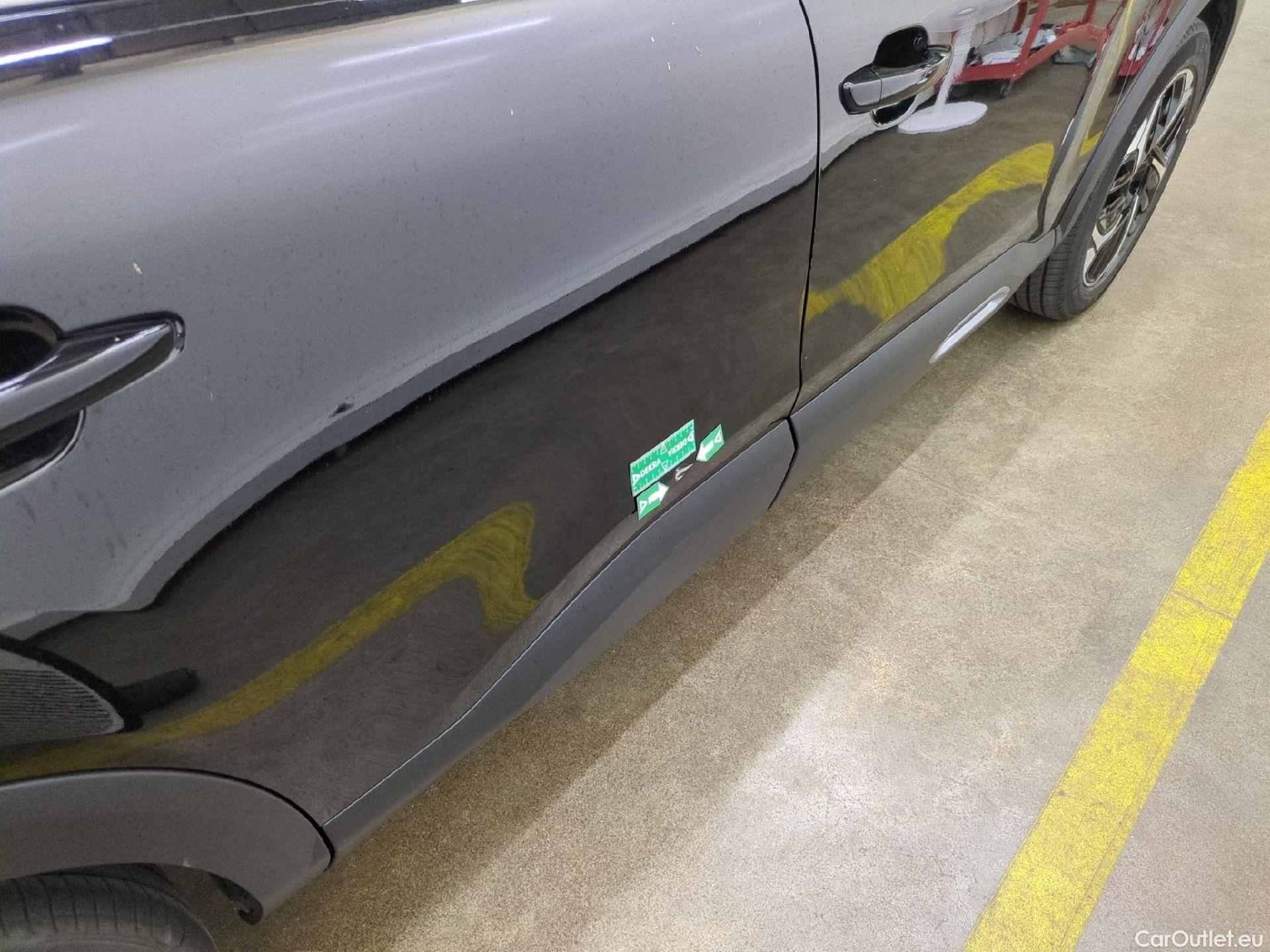  Citroen  C4 CITROEN  X / 2022 / 4P / Berline PureTech 130 S&S EAT8 Shine #13
