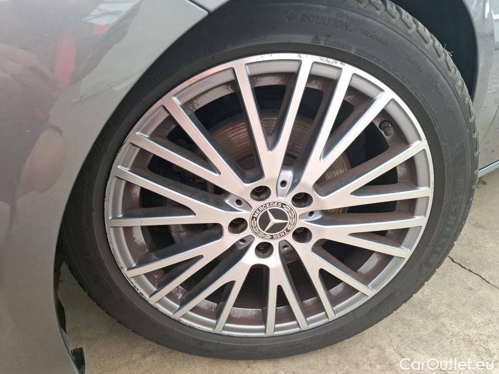  Mercedes  CLA-Klasse MERCEDES-BENZ CLA Coupe / 2019 / 4P / Coupé CLA 200 d Business Line BA8 #9
