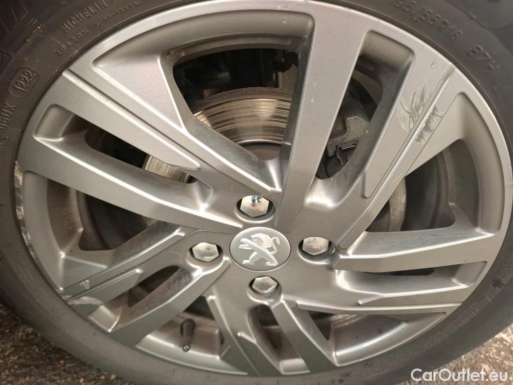  Peugeot  208 PEUGEOT  / 2019 / 5P / Berline Puretech 75 S&S Active Business #34