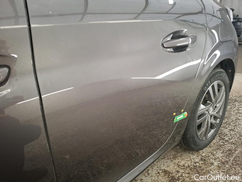 Peugeot  208 PEUGEOT  / 2019 / 5P / Berline Puretech 75 S&S Active Business #3