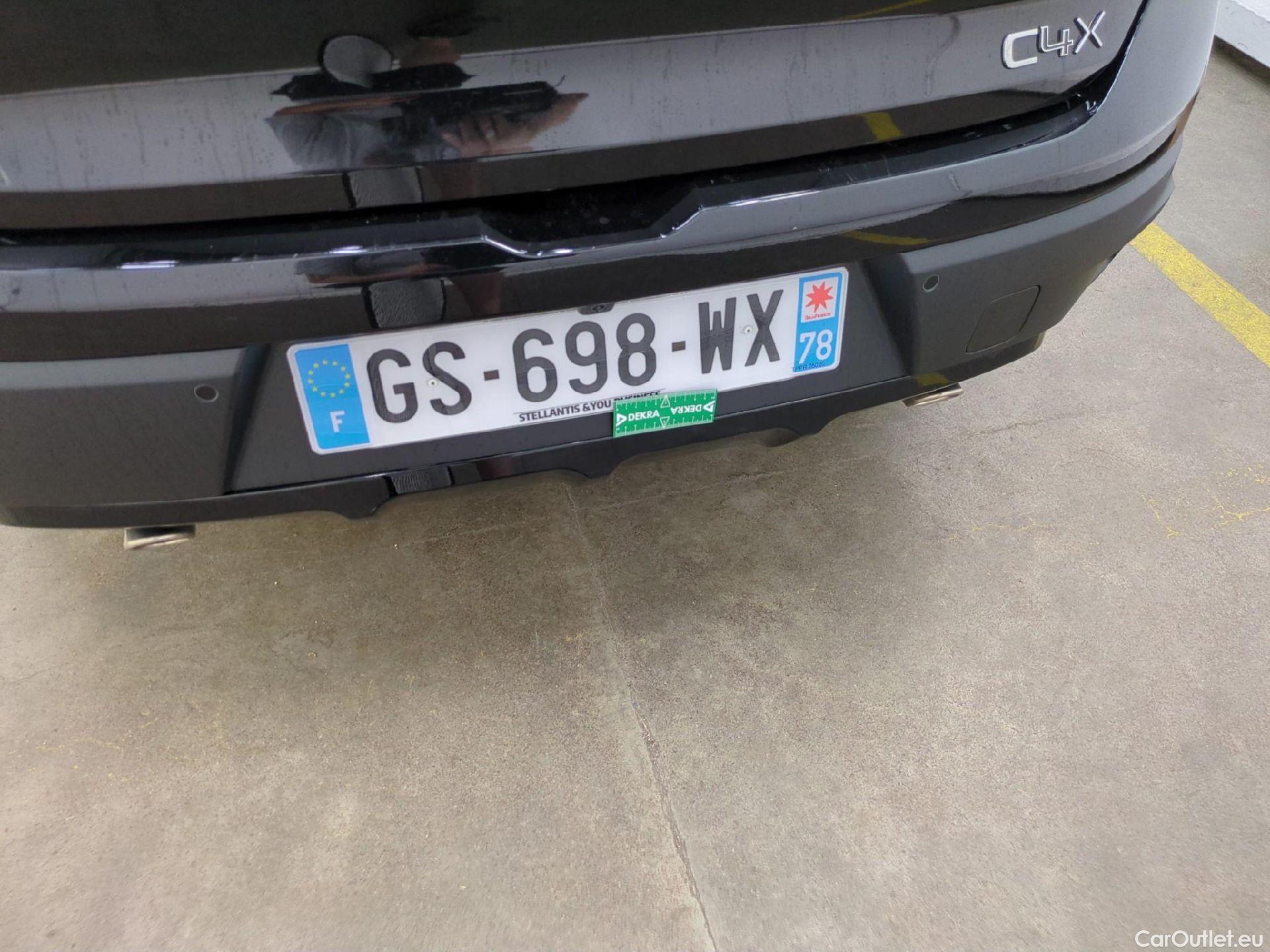  Citroen  C4 CITROEN  X / 2022 / 4P / Berline PureTech 130 S&S EAT8 Shine #29