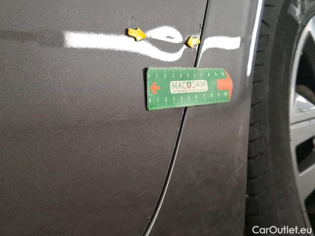  Peugeot  208 PEUGEOT  / 2019 / 5P / Berline Puretech 75 S&S Active Business #4