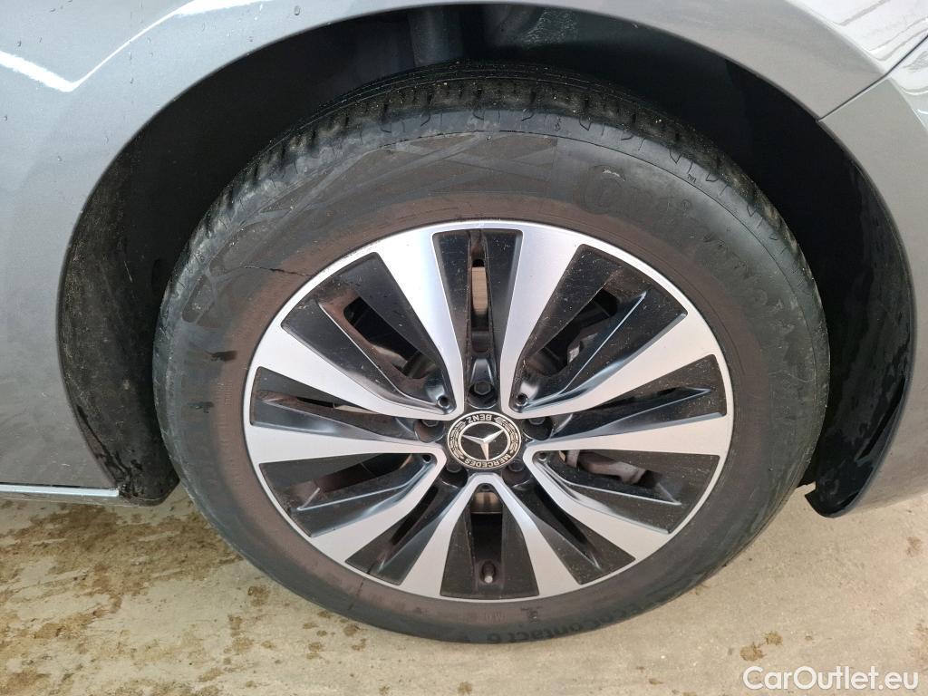  Mercedes  A-Klasse MERCEDES-BENZ Classe A Compact / 2018 / 5P / Berline A 250 e Business Line 8G-DCT #28