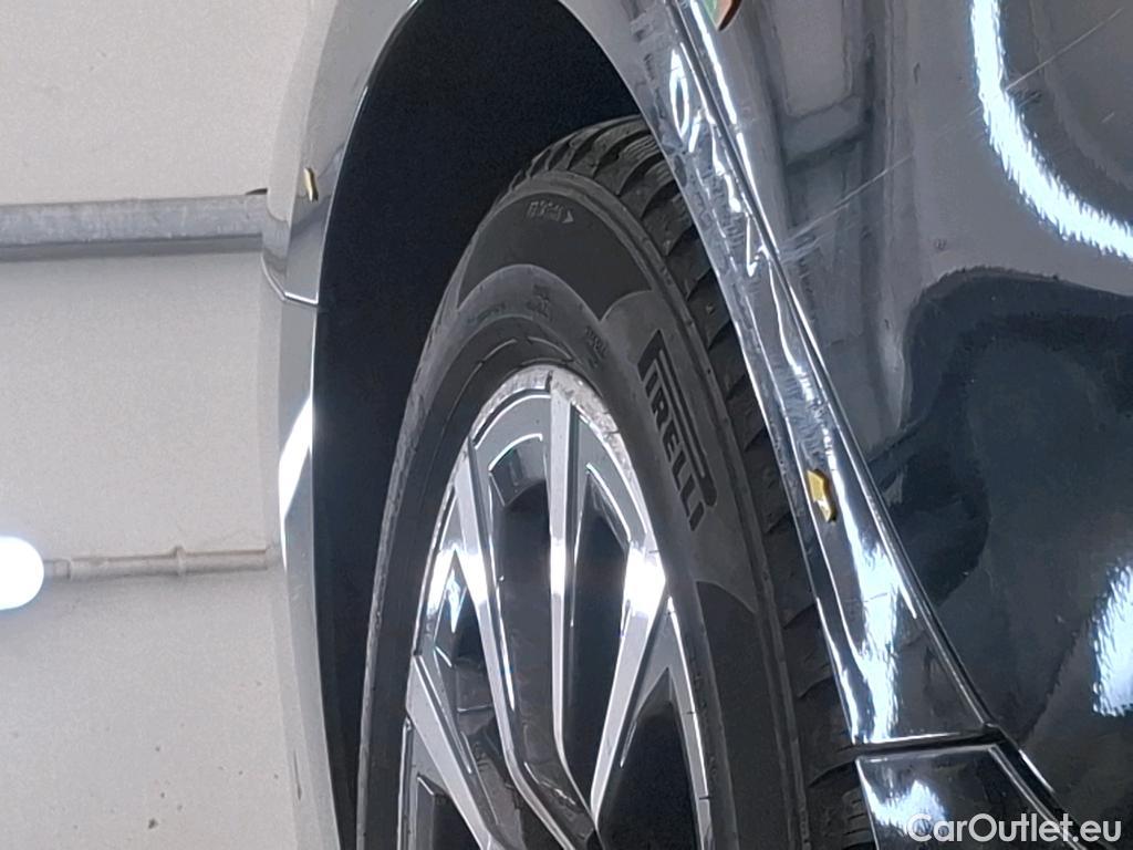  Bmw  Serie 3 BMW Série 3 Berline / 2022 / 4P / Berline 320e 204ch Business Design BVA8 Hybride #5