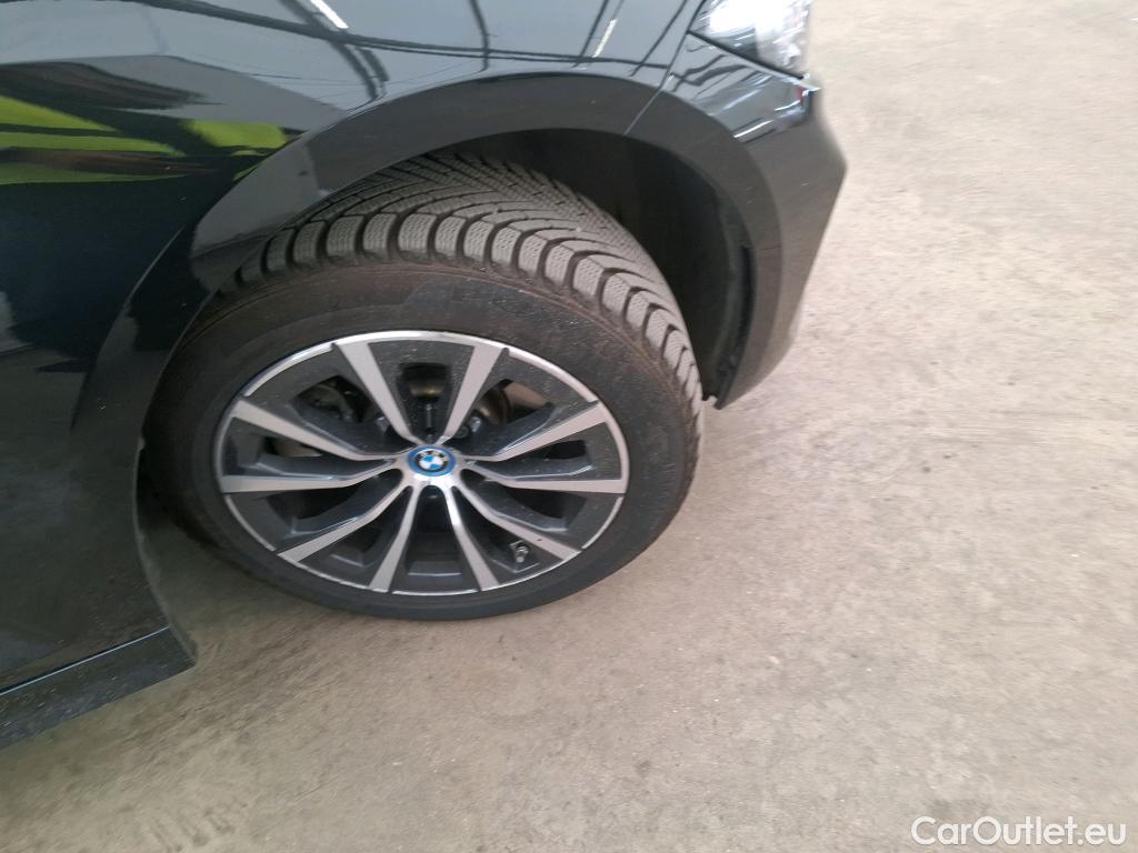  Bmw  Serie 3 BMW Série 3 Berline / 2022 / 4P / Berline 320e 204ch Business Design BVA8 Hybride #31