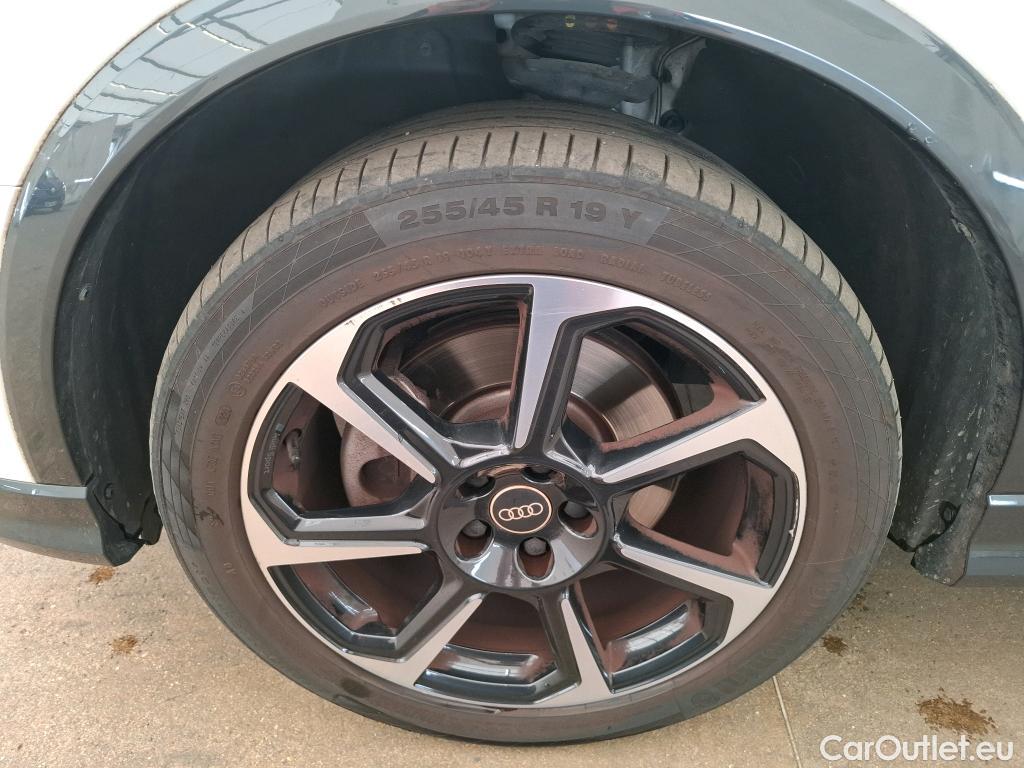  Audi  Q3 AUDI  Sportback / 2019 / 5P / SUV 45 TFSI E 245 S TRONIC S LINE #31