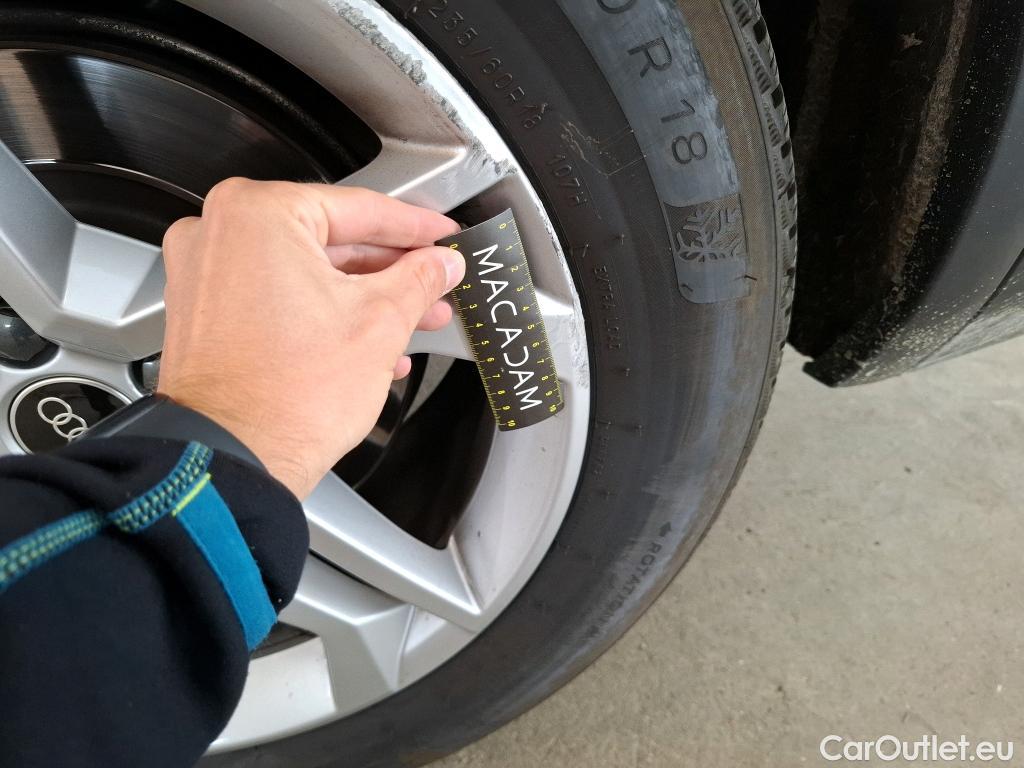  Audi  Q5 AUDI  Sportback / 2020 / 5P / SUV 50 TFSI e 299QTT S TRONIC 7 BUSINESS EXE #4