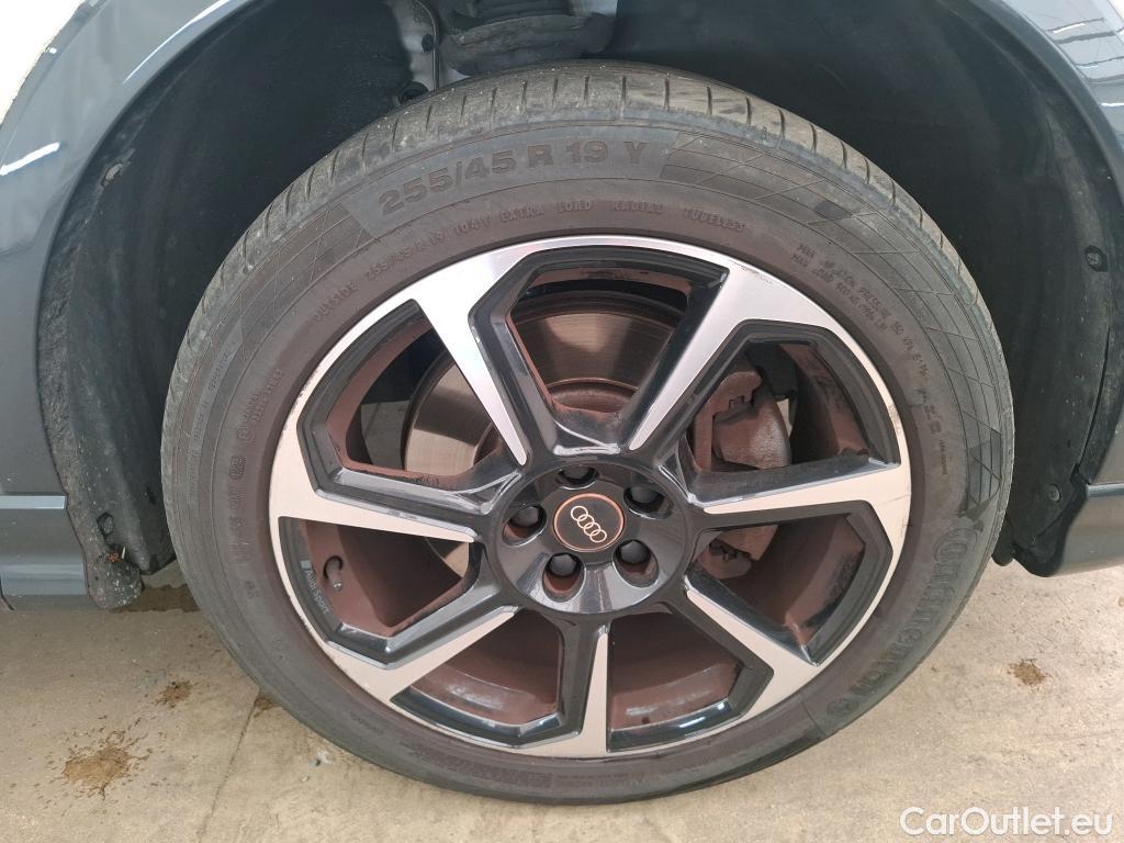  Audi  Q3 AUDI  Sportback / 2019 / 5P / SUV 45 TFSI E 245 S TRONIC S LINE #14