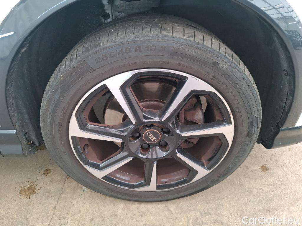  Audi  Q3 AUDI  Sportback / 2019 / 5P / SUV 45 TFSI E 245 S TRONIC S LINE #4