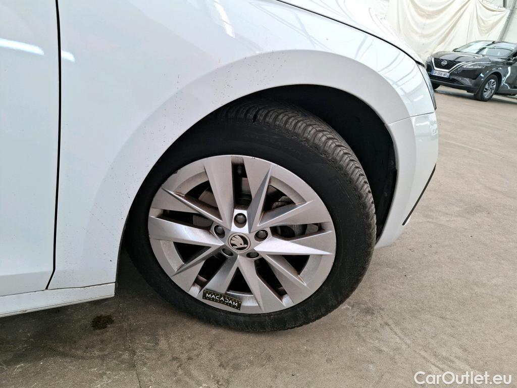  Skoda  Octavia  Break Ambition 2.0 TDI 115CV BVA7 E6d #26