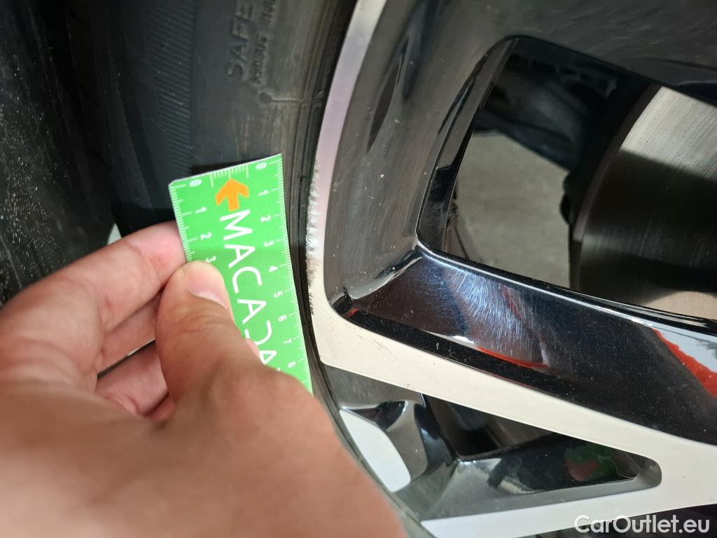  Citroen  C5 Aircross CITROEN  / 2018 / 5P / SUV Hybrid 225 ë-EAT8 Shine Pack #13