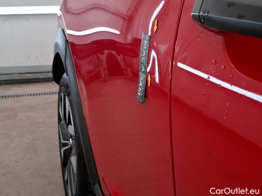  Nissan  Juke  / 2019 / 5P / Crossover Hybrid 143 Business Edition #4