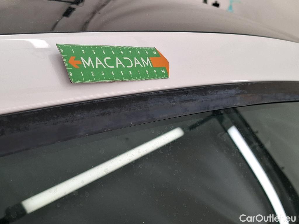  Tesla  Model 3 TESLA  / 2018 / 4P / Berline Grande Autonomie #4