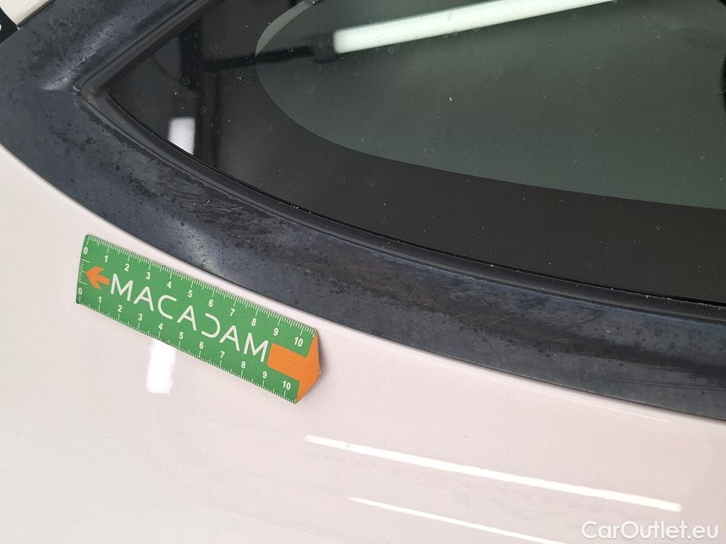  Tesla  Model 3 TESLA  / 2018 / 4P / Berline Grande Autonomie #16