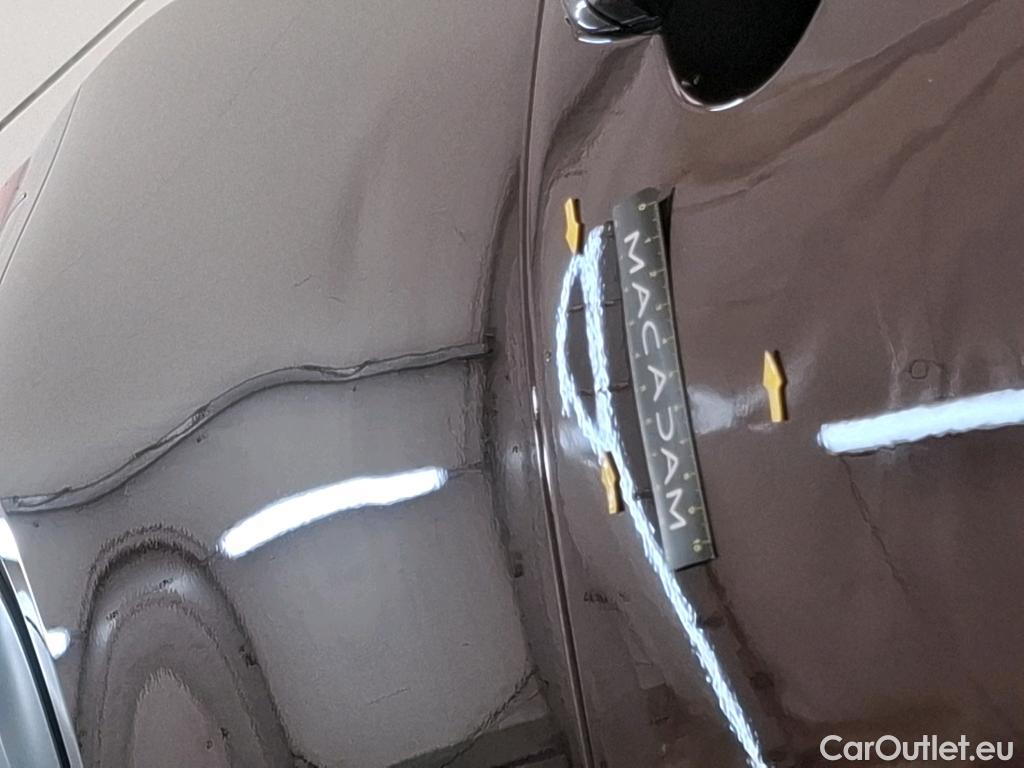  Nissan  Juke NISSAN  2019 5P Crossover Hybrid 143 Business+ #12